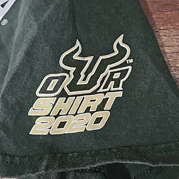 University of South Florida Short Sleeve T-shirt Size M - Picture 4 of 7